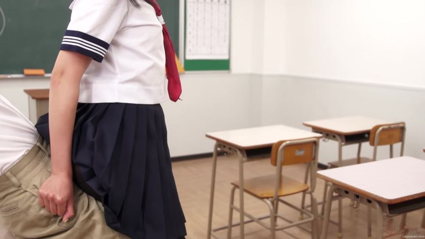 Cover 3 Classroom Pantyhose Footjob - Full HD/MP4