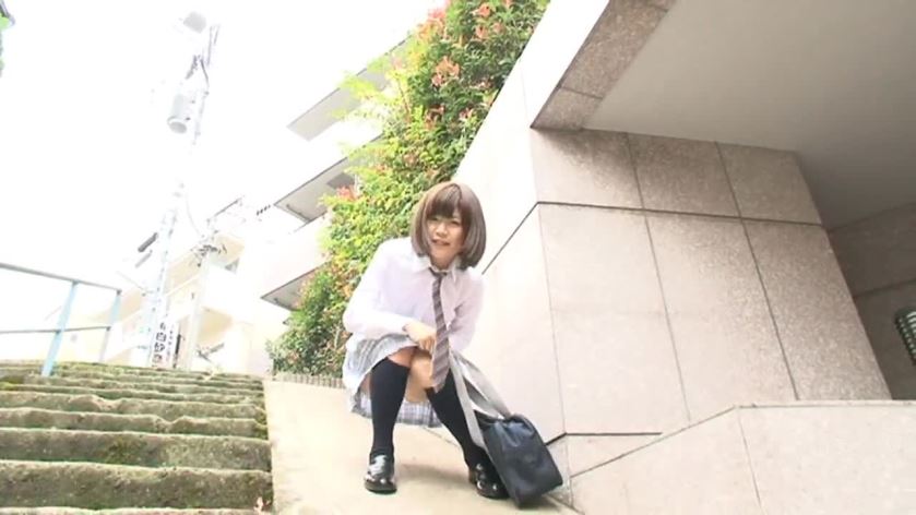 Cover 3 Upskirt Squirt - HD/MP4