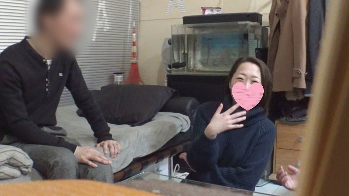 Cover 3 【無・素人個撮】夫婦共に変態好き者!鍋パーティーに隠された妻を寝取らせる計画にまんまとハメられハメさせられてしまった!妖艶な雰囲気漂わせ誘惑し肉棒を求める欲情奥さんにヤラれるまでの一部始終。 - Full HD/MP4