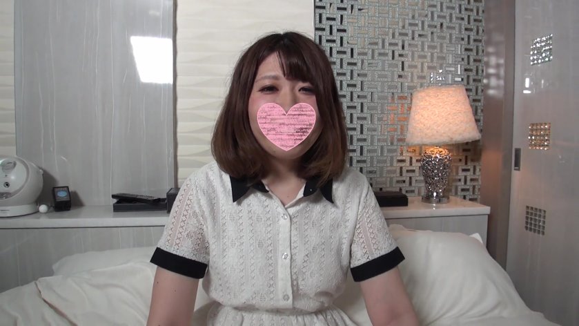 Cover 2 ☆初撮り☆完全顔出し☆大人しめな普通の女の子☆緊張気味だけどエッチが始まると極太チンポにアンアンよがりまくりでタップリ中に出してやりました♥【特典付】 - Full HD/MP4