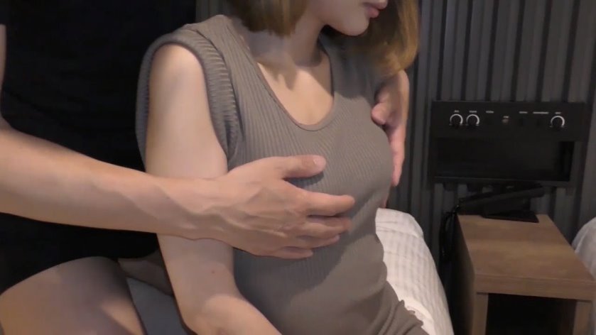 Cover 2 啼きの人妻 - 【個人撮影】宝飾店勤務の奥様 刺激あるセックスの虜に・・・ - HD/MP4
