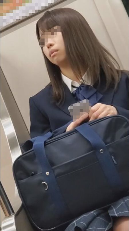 Cover 2 ぱすも - 【個撮】県立商業科②スレンダーGカップを駅で逆さ撮りからホテルで手コキ射精(計30分) - HD/MP4
