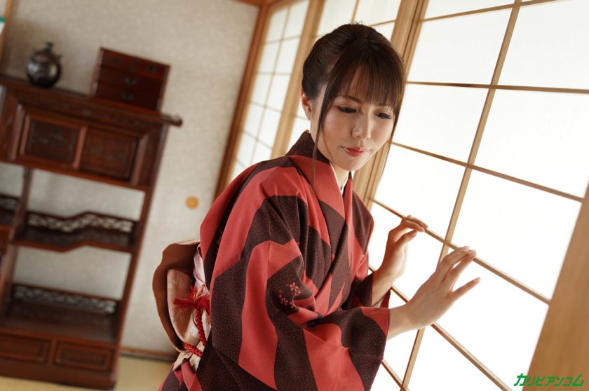 Cover 4 Caribbeancom - Miyuki Sakura She accepted to do anything the guy wants.. - Full HD/MP4